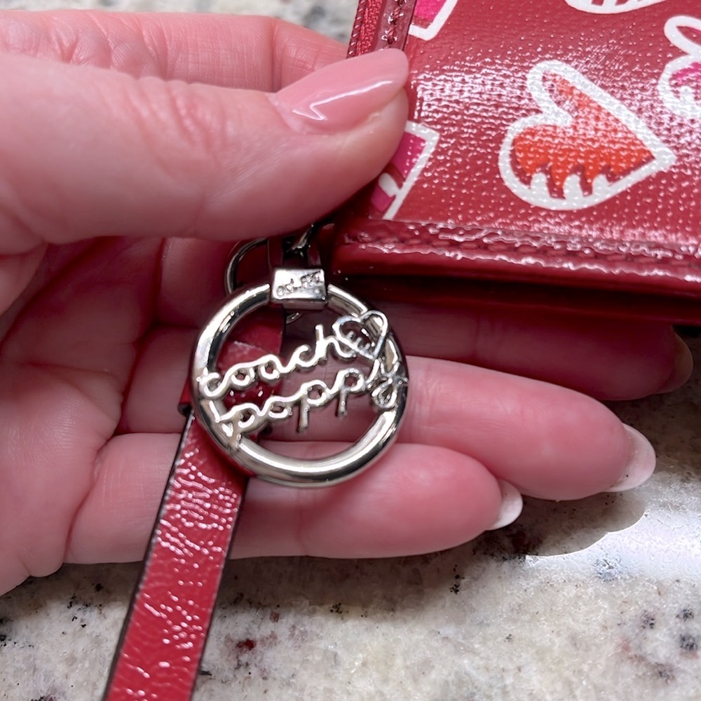 Coach Poppy Graffiti Hearts Card Holder EUC - Picture 7 of 9